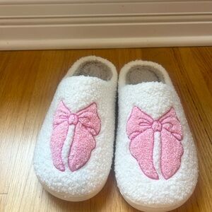 Cozy White Slippers with Pink Bow